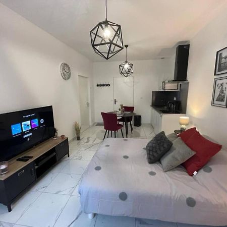 Le Dolce Vita - Centre Historique, Proche Toutes Commodites, Stationnement Aise, Wifi-Netflix 尼奥尔 外观 照片